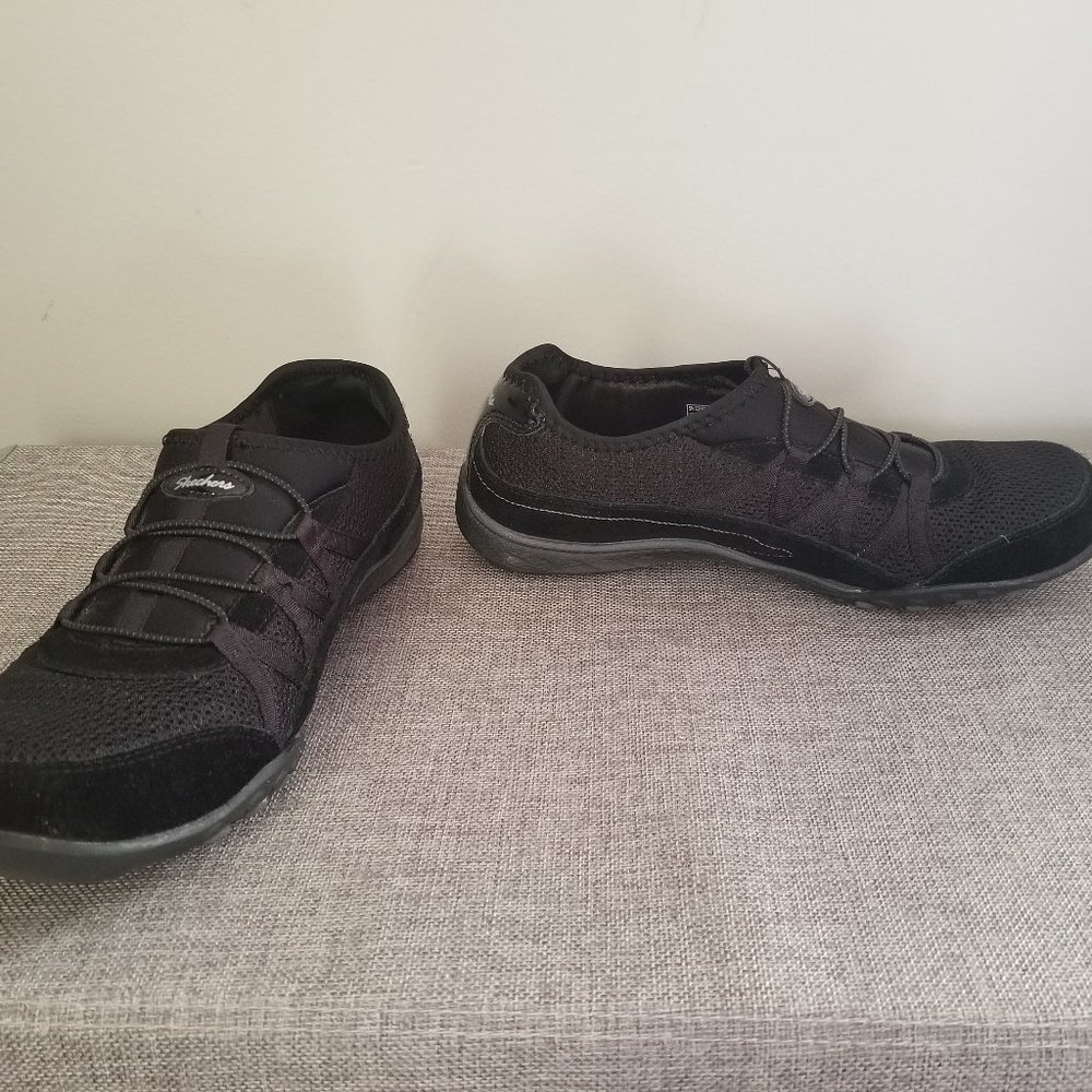 Skechers Gratis Strolling Sneaker - Size 8.5 - Picture 5 of 6